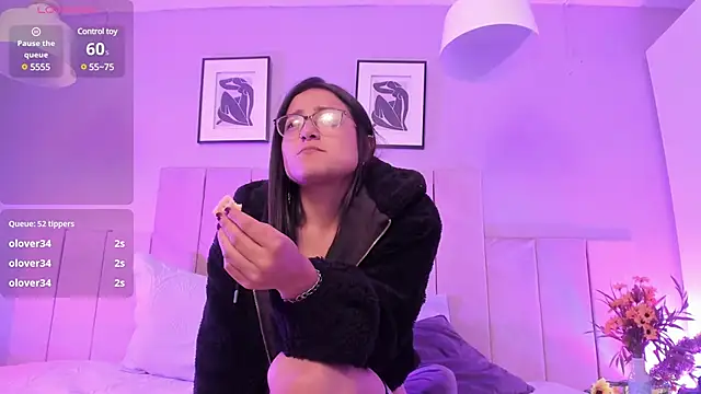 Lucy Williiams online show from 01.30.25