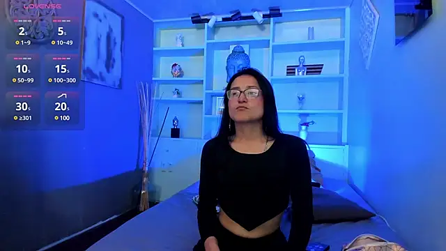 Lucy Williiams online show from 02.27.25