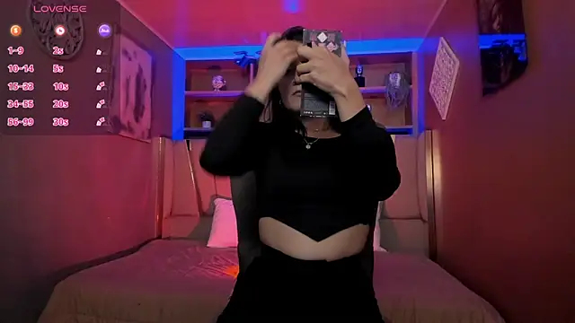 Lucy Williiams online show from 10.06.25