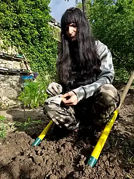 CeriseLapine online show from 04.20.26