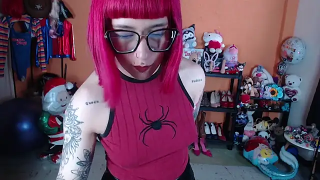 MissMiia2 online show from 12.02.25