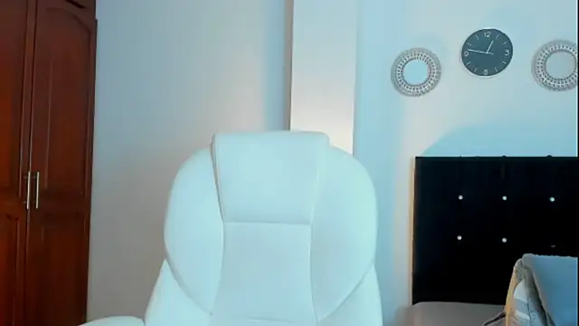 kathyajhonss online show from 11.08.25