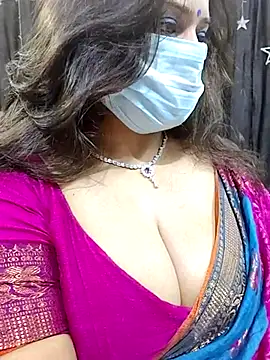 Snapshot of AzadPanchi2024 chatting on 03.18.25 AzadPanchi2024 online show from 03.18.25