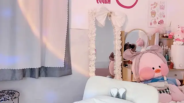 Carly 1 online show from 12.04.24