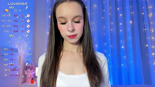 Snapshot of Minusvibe chatting on 12.13.24 Minusvibe online show from 12.13.24