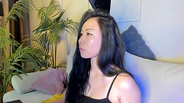 Inari Okami  online show from 12.14.24