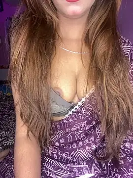 Diamond queeen online show from 12.21.25