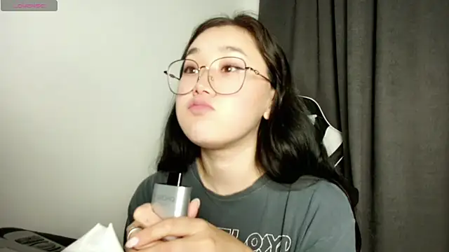 Jennatyan online show from 03.14.25