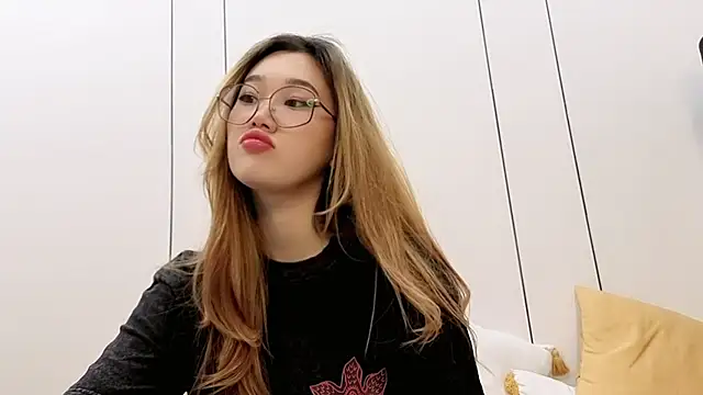 Jennatyan online show from 02.05.26