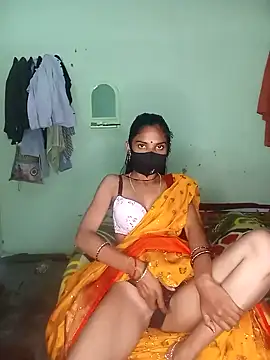 Snapshot of cute_simmy0 chatting on 12.24.24 cute simmy0 online show from 12.24.24