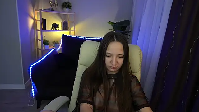 ElysLunar online show from 02.01.25