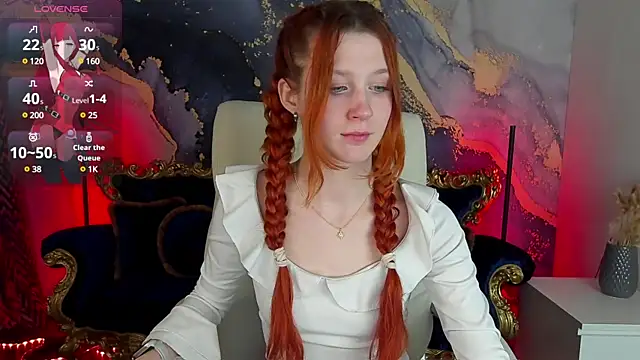 Snapshot of MagicLilu chatting on 03.08.25 MagicLilu online show from 03.08.25