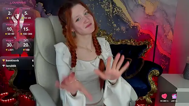 Snapshot of MagicLilu chatting on 03.09.25 MagicLilu online show from 03.09.25