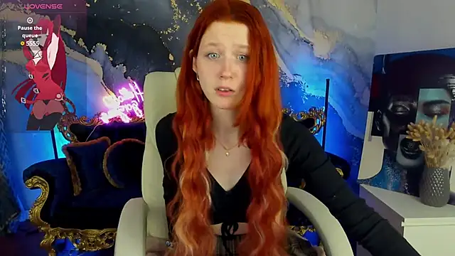 Snapshot of MagicLilu chatting on 03.14.25 MagicLilu online show from 03.14.25