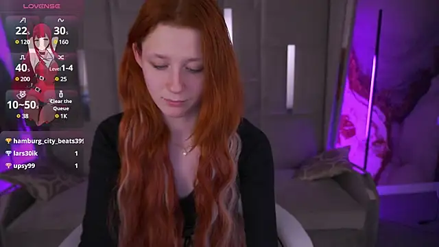 Snapshot of MagicLilu chatting on 03.22.25 MagicLilu online show from 03.22.25