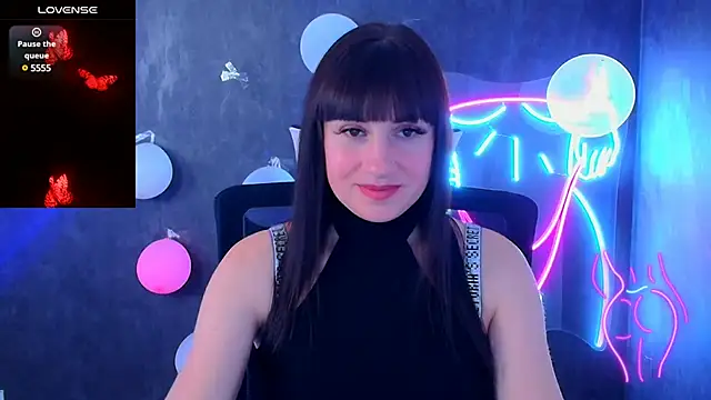 Snapshot of Violla_My chatting on 02.26.25 Violla My online show from 02.26.25