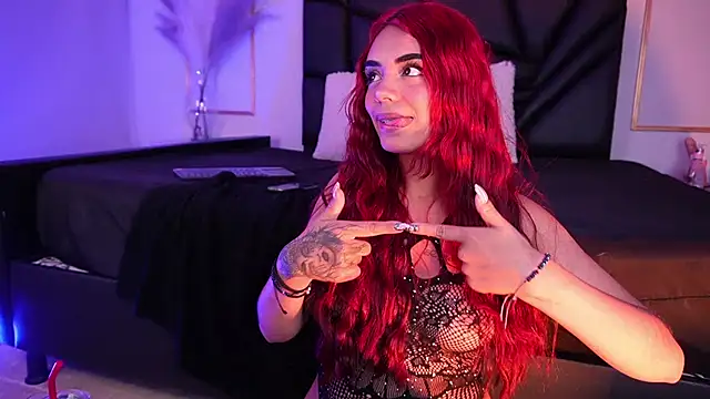 Snapshot of Tiffany_sander chatting on 12.18.25 Tiffany sander online show from 12.18.25