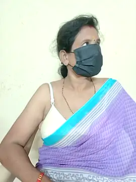 Snapshot of akshara_22 chatting on 12.14.24 akshara 22 online show from 12.14.24