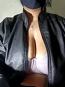 Anamika Kapoor online show from 02.03.25