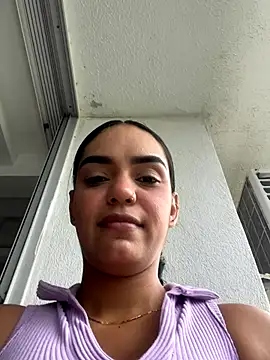 Sara-77 online show from 11.28.25