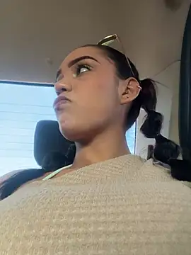 Sara-77 online show from 03.30.26