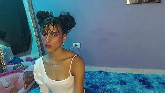 Snapshot of Chelsea__2 chatting on 01.23.25 Chelsea 2 online show from 01.23.25