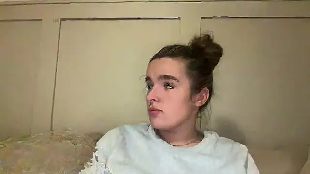 Snapshot of maisiesmithx chatting on 11.06.25 maisiesmithx online show from 11.06.25