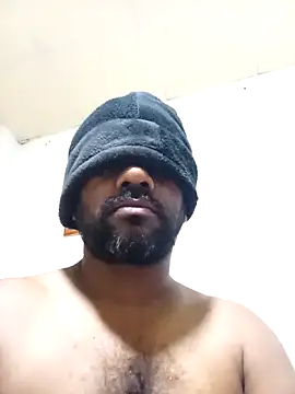 Snapshot of Nogeris20 chatting on 10.21.25 Nogeris20 online show from 10.21.25