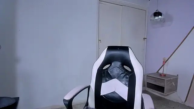 coraltaylor online show from 03.16.25