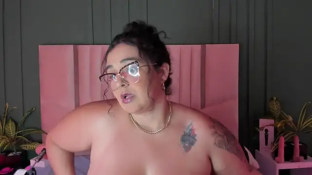 Reginavegaa online show from 03.03.25