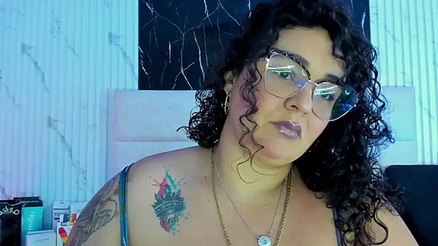 Reginavegaa online show from 09.19.25