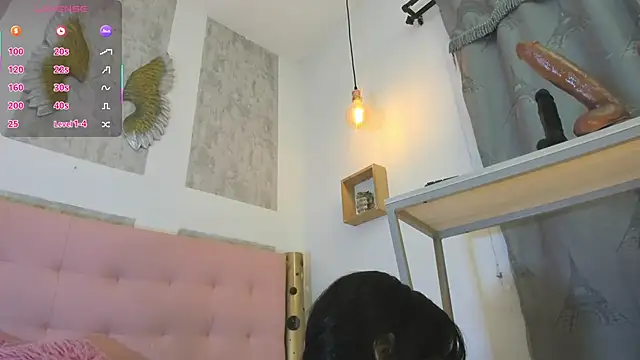 Snapshot of zhamira_21 chatting on 11.19.25 zhamira 21 online show from 11.19.25