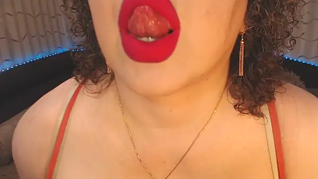 BustyKatty online show from 03.12.25