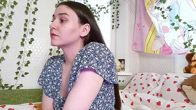 Snapshot of Mila_starx chatting on 02.15.25 Mila starx online show from 02.15.25