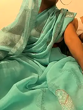 Snapshot of Indian_Lust_Couple chatting on 10.22.25 Indian Lust Couple online show from 10.22.25