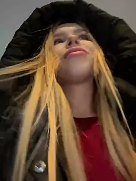 mur girl online show from 12.26.24