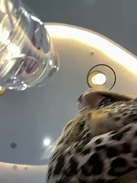 mur girl online show from 12.30.24