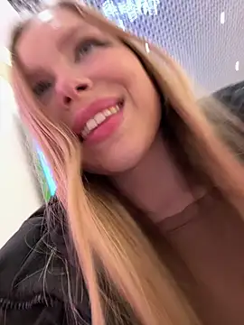 mur girl online show from 01.03.25