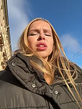 mur girl online show from 01.26.25