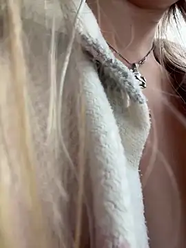 mur girl online show from 09.14.25