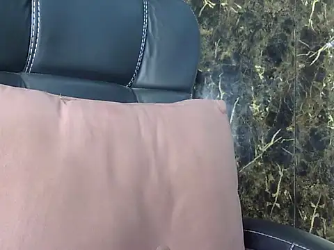 MAAYRA 09 online show from 02.14.25