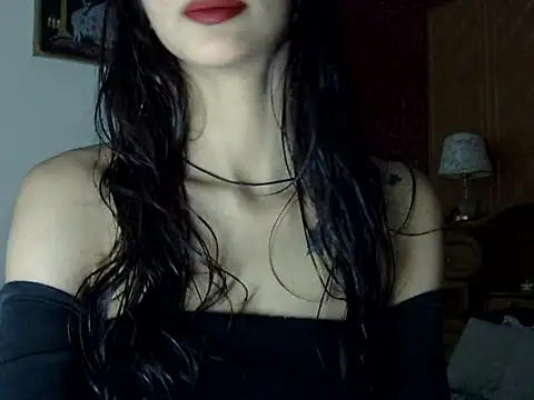 MAAYRA 09 online show from 09.23.25