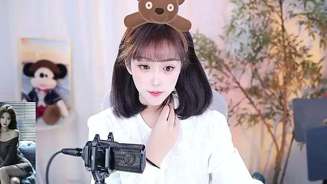 Arwyn-rr online show from 12.09.24