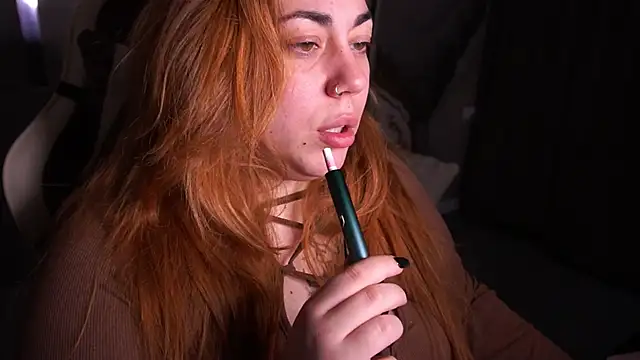 Snapshot of Kittywakee chatting on 12.18.25 Kittywakee online show from 12.18.25