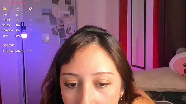 Snapshot of HeyTati chatting on 02.22.26 HeyTati online show from 02.22.26