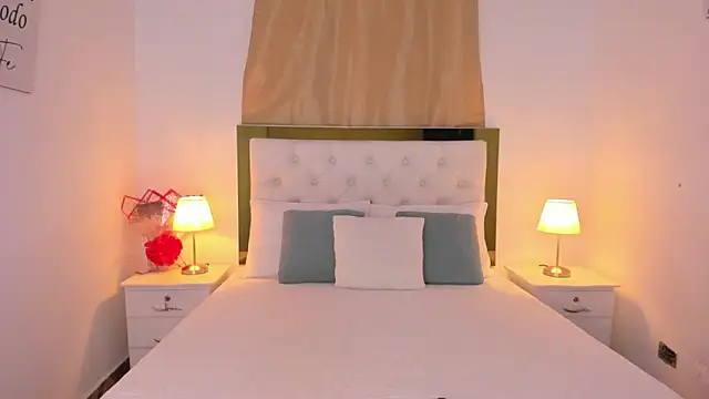 SofiaBosch online show from 09.18.25