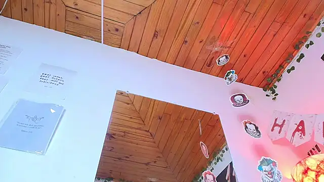 Naia x online show from 10.25.25