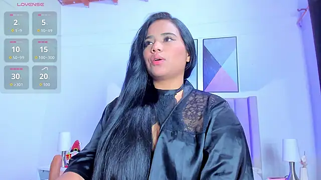 Snapshot of AshaSinclair chatting on 12.15.25 AshaSinclair online show from 12.15.25