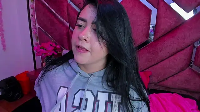 Victoria Rossy online show from 09.23.25