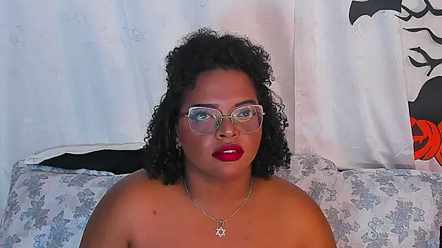 conielaurenth online show from 11.02.25